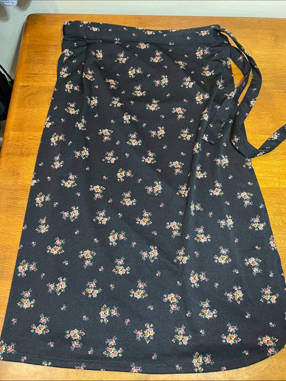 CURRENT Black Floral Wrap Skirt Size XL